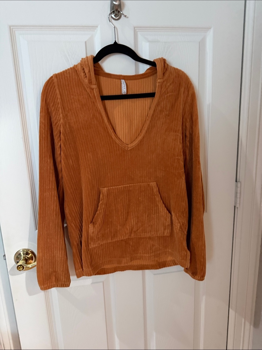 Corduroy V-Neck Hoodie in Rust z supply small